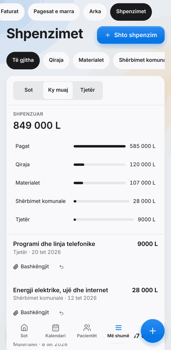 DentalCare – Expenses on a phone